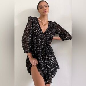 Aritzia Sunday Best Jinx Dress Size XS Colour Cottagecore Artsy Babydoll Flowy